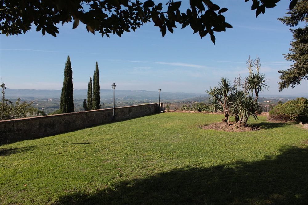 Castello Di Tavolese Hotel Certaldo Luaran gambar