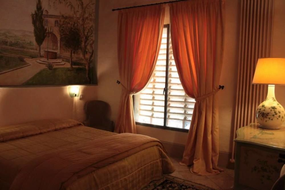 Castello Di Tavolese Hotel Certaldo Luaran gambar